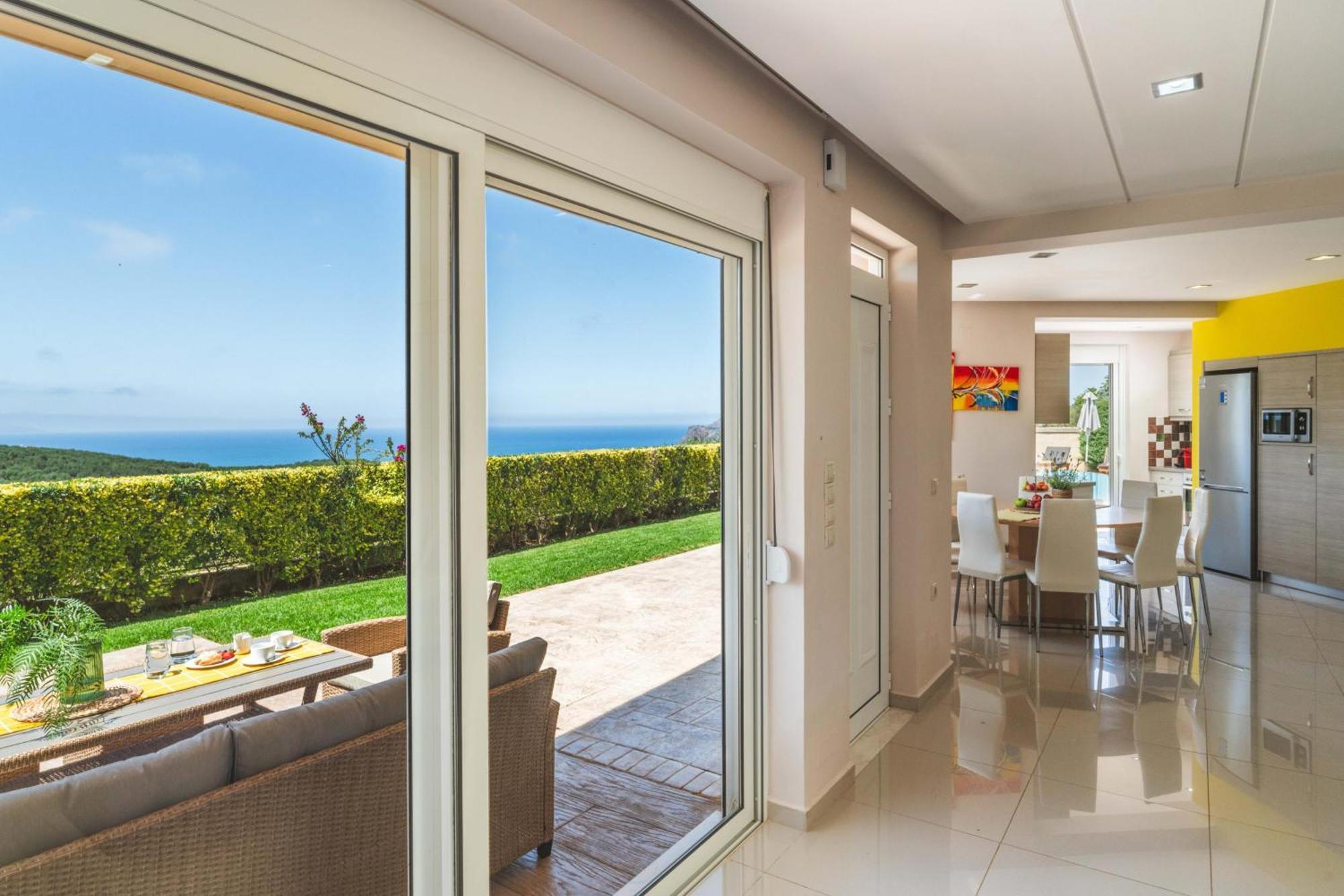 Villa Ariella With Sea View Agia Marina Exteriér fotografie