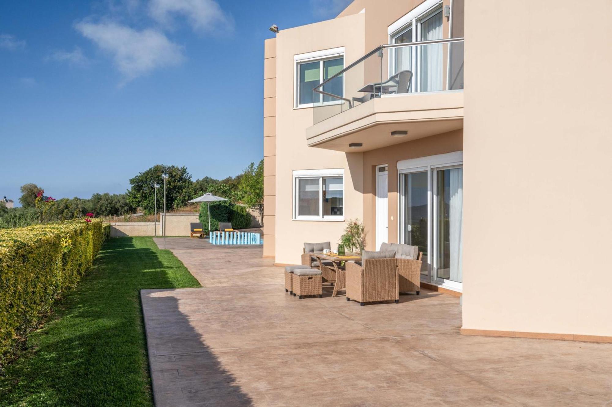 Villa Ariella With Sea View Agia Marina Exteriér fotografie