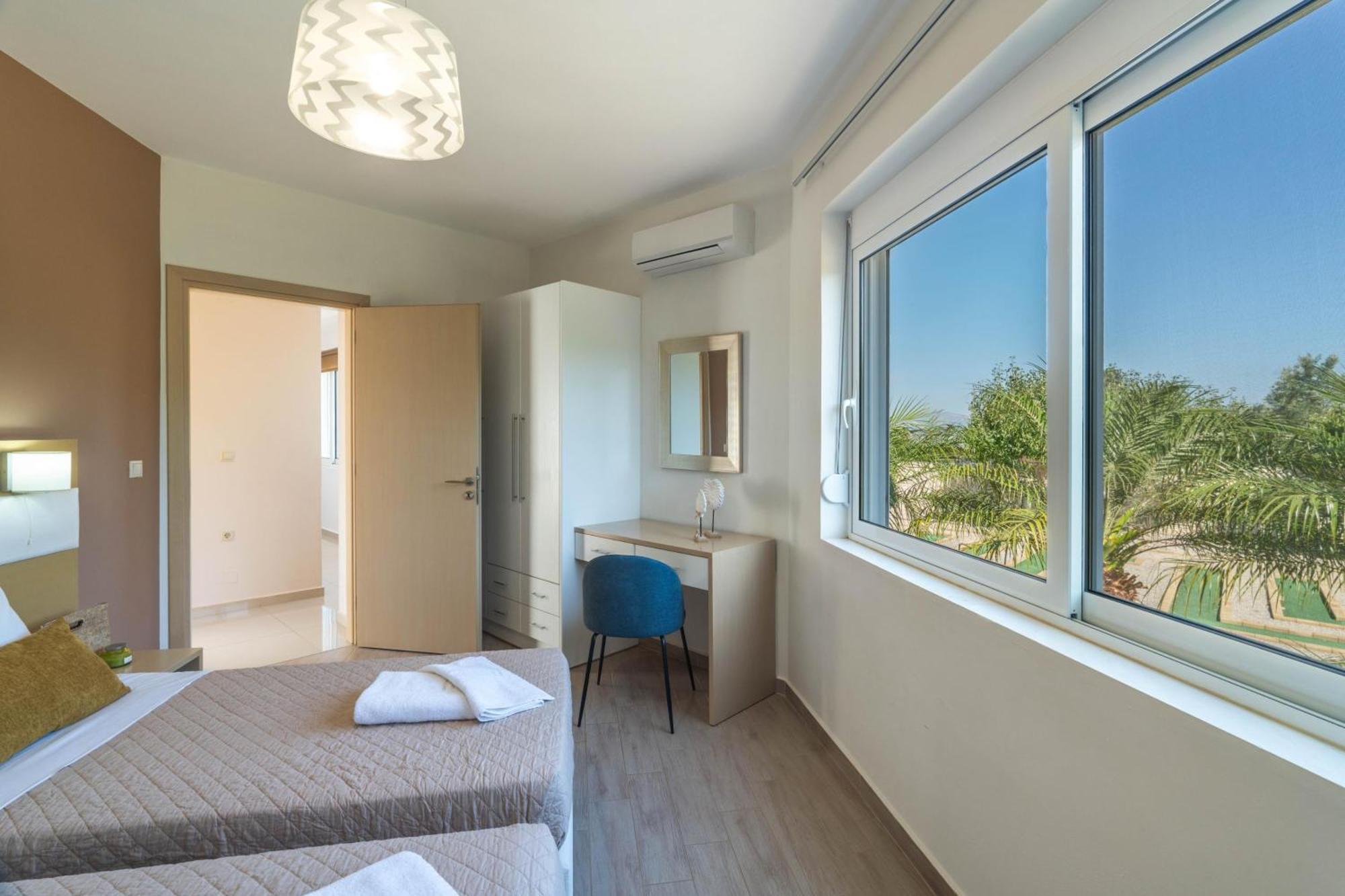 Villa Ariella With Sea View Agia Marina Exteriér fotografie