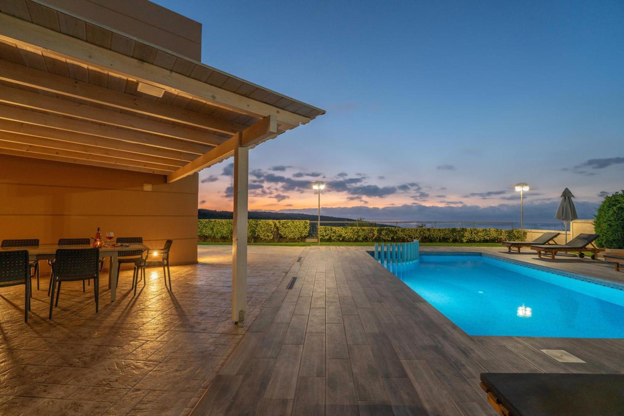 Villa Ariella With Sea View Agia Marina Exteriér fotografie