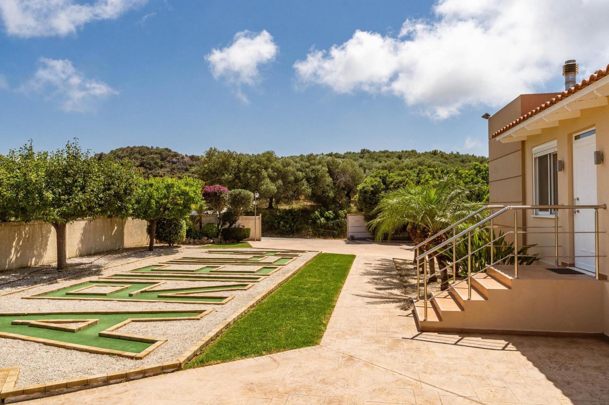 Villa Ariella With Sea View Agia Marina Exteriér fotografie