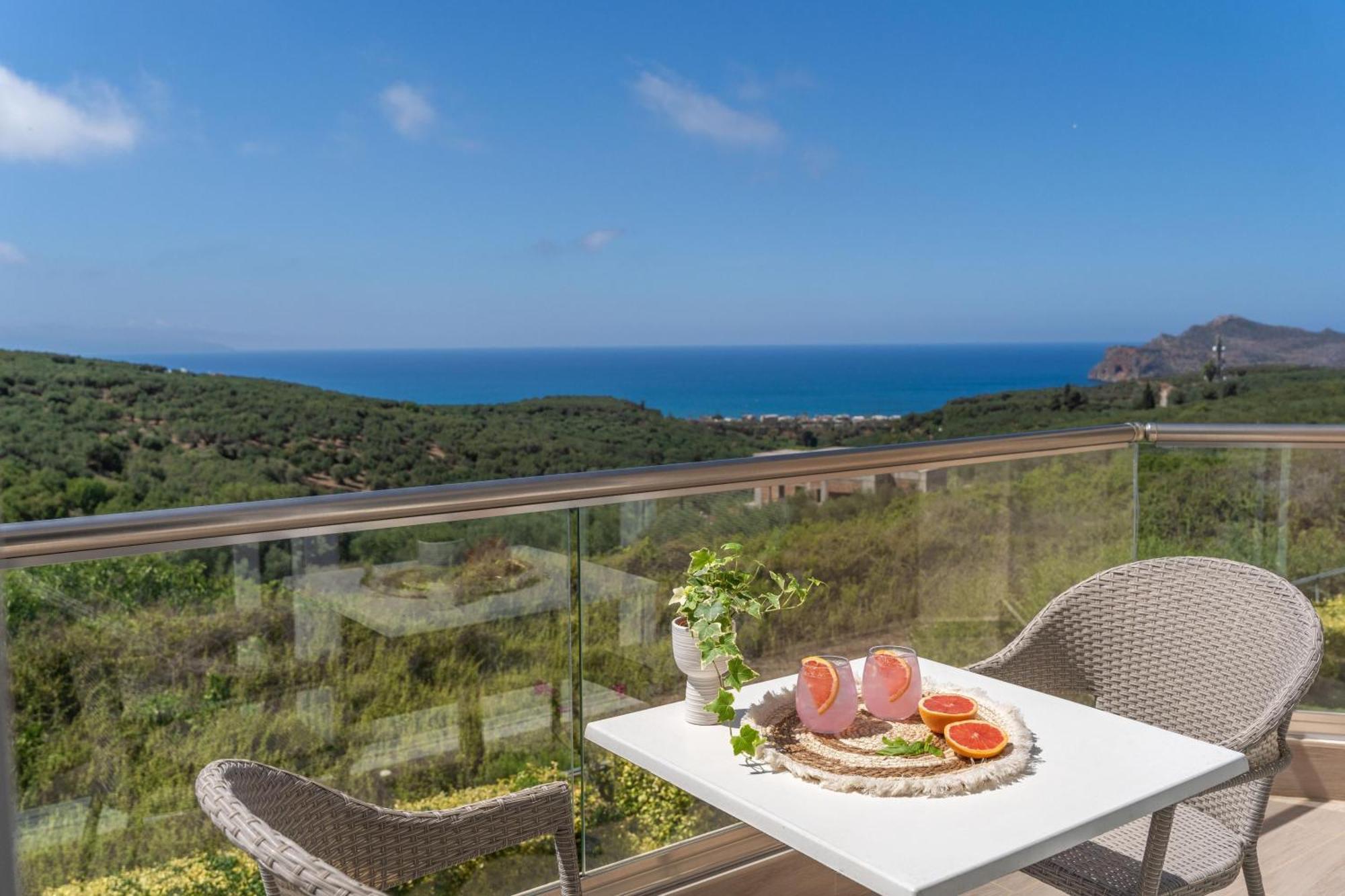 Villa Ariella With Sea View Agia Marina Exteriér fotografie